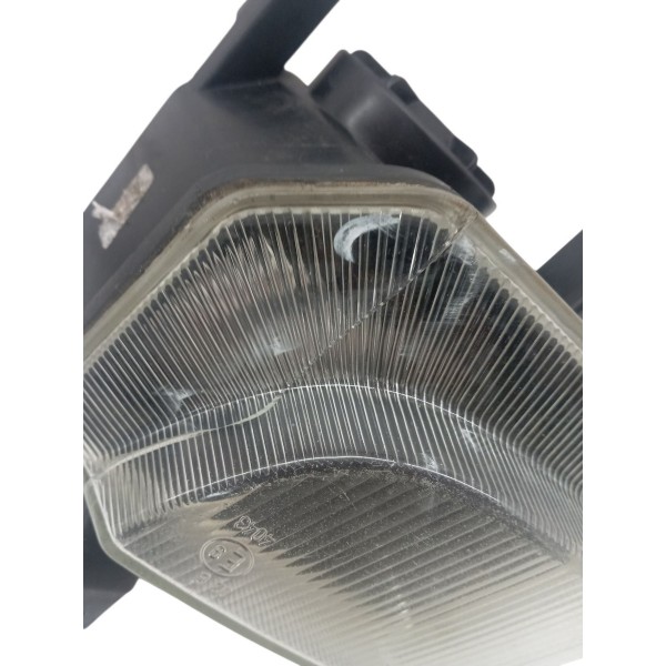 Farol Auxiliar Neblina Esquerdo Gm Zafira 2006 2007 Detalhe