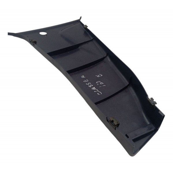 Moldura Inferior Coluna Esquerda Mercedes A160 2002 2003