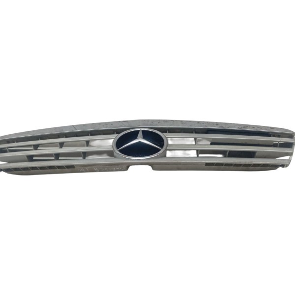 Grade Fontal Radiador Mercedes A160 2002 2003 Logo Prateado