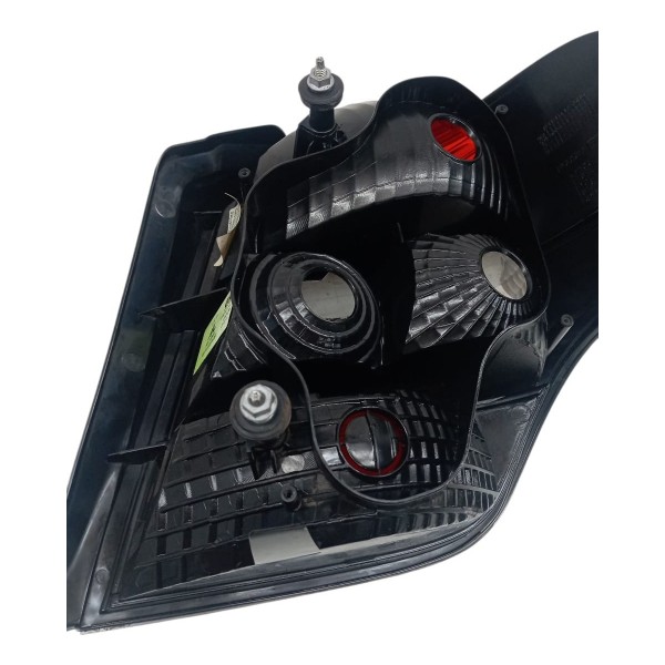 Lanterna Traseira Esquerda Chevrolet Agile 1.4 2010 2011 Esquerdo/motorista