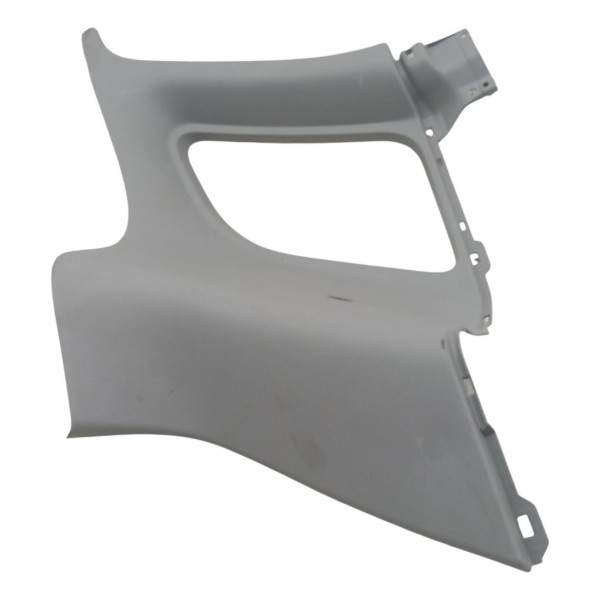 Acabamento Traseira Esquerda Vidro Ford Fiesta  2013 Detalhe