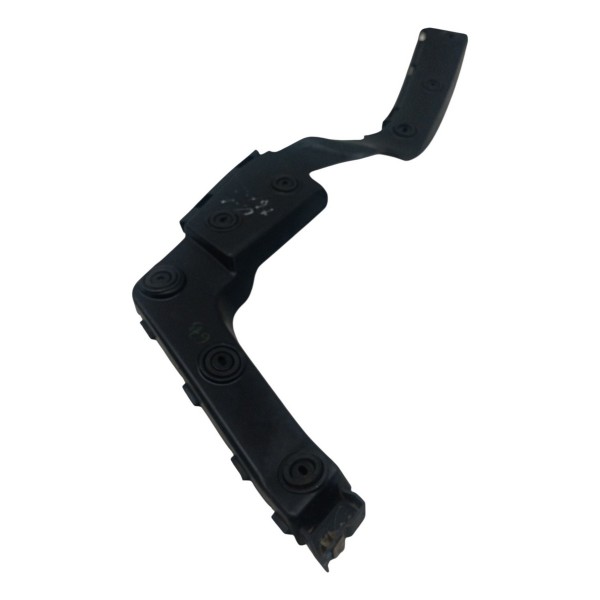 Guia Parachoque Traseiro Direito Gm Agile 2010 2011 2012