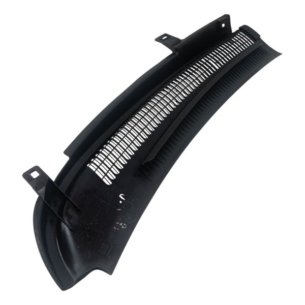 Grade Churrasqueira Direita Chevrolet Celta 2002 Detalhe