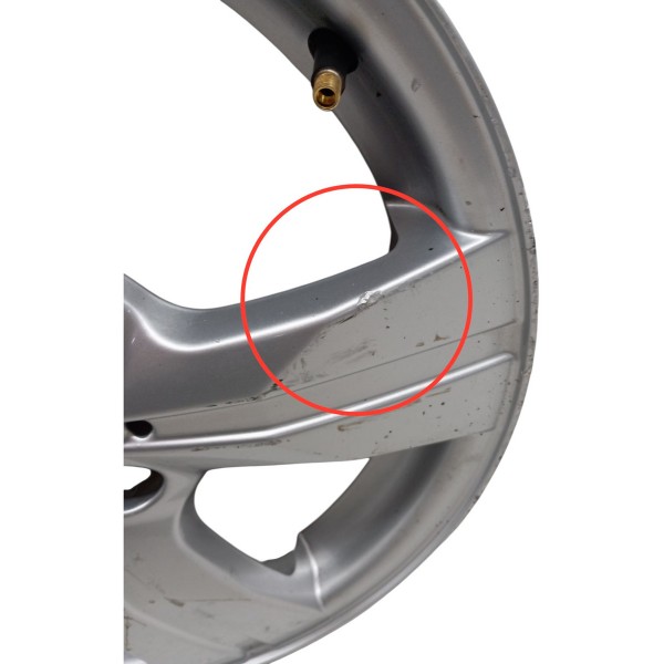 Roda Avulsa Aro 16 Mercedes Benz Amg B200 Detalhe