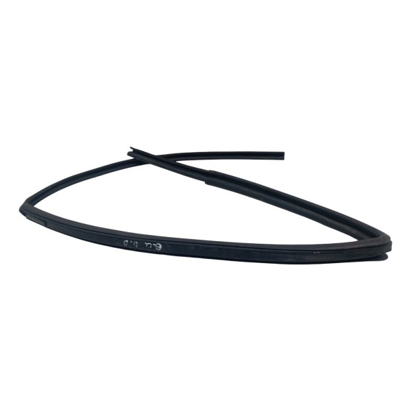 Borracha Canaleta Dianteira Direita Chery Qq 1.0 2011 2012