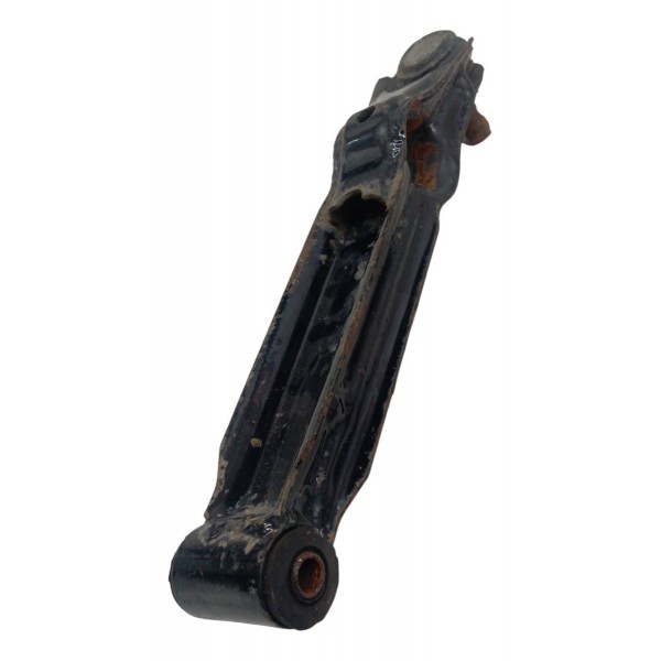 Bandeja Suspensão Esquerda Chery Qq 1.0 2011 2012 2013 2014