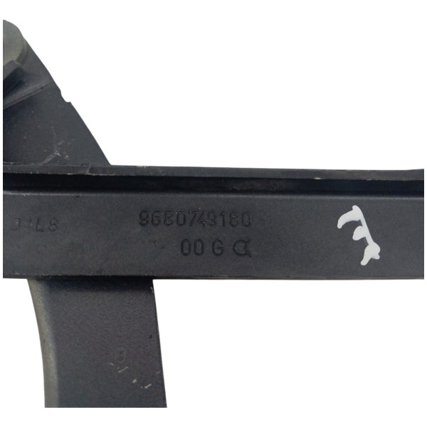 Dobradiça Braço Capô Esquerdo Peugeot 307 2008 2009 2010