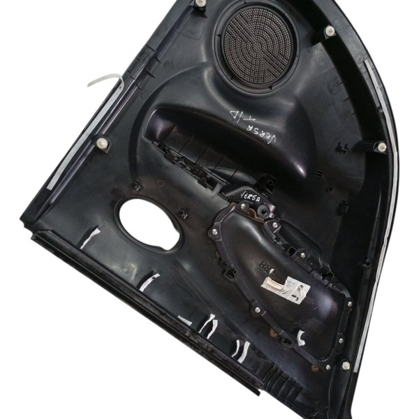 Forro Porta Traseiro Direito Nissan Versa 1.6 4p 2018 2019