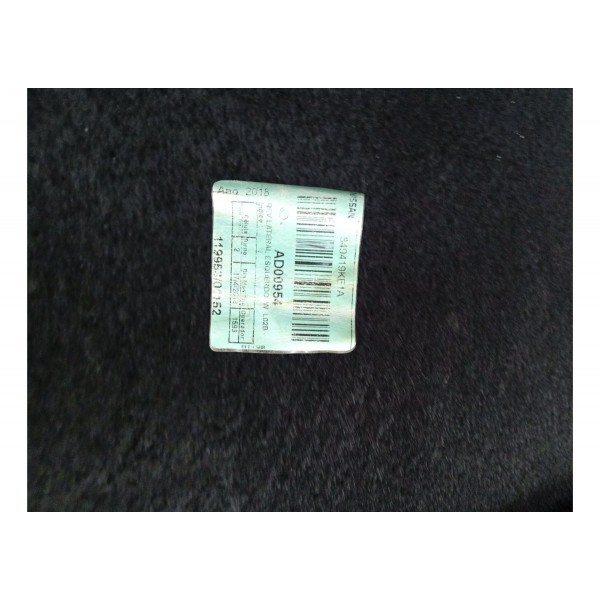 Forro Carpete Esquerdo Porta Malas Nissan Versa 2019 Detalhe