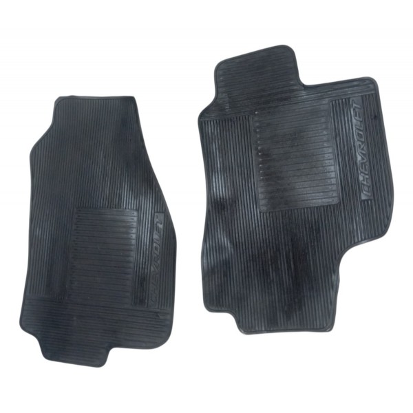 Jogo Tapete Dianteiro Original Gm Celta Prisma Detalhe