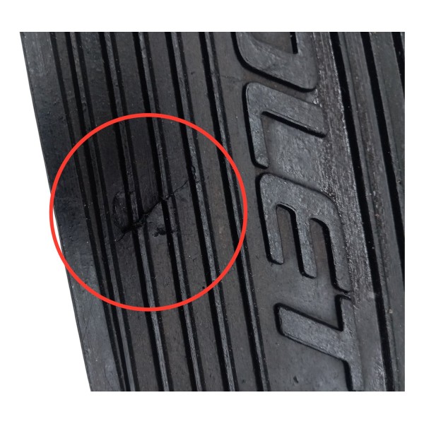 Jogo Tapete Dianteiro Original Gm Celta Prisma Detalhe