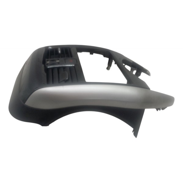 Moldura Multimidia Difusor Ar Central Nissan Versa 1.6 2019