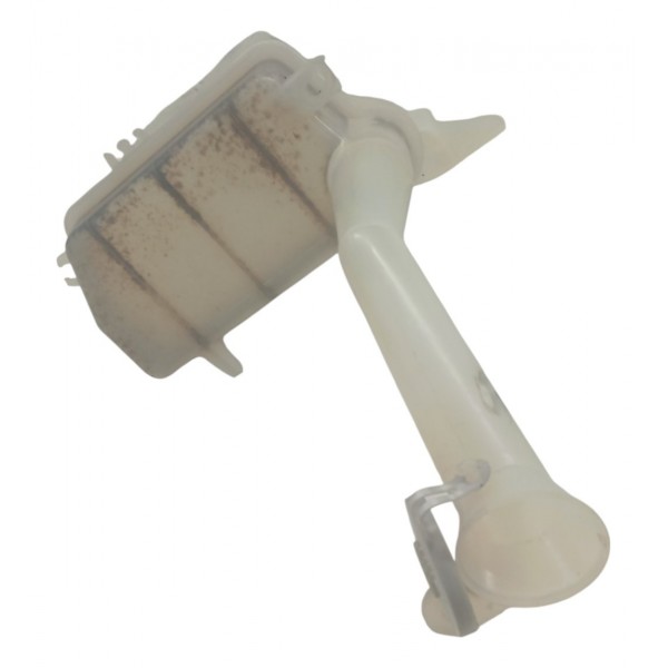 Reservatorio Agua Parabrisa Nissan Versa 1.6 2019 Detalhe