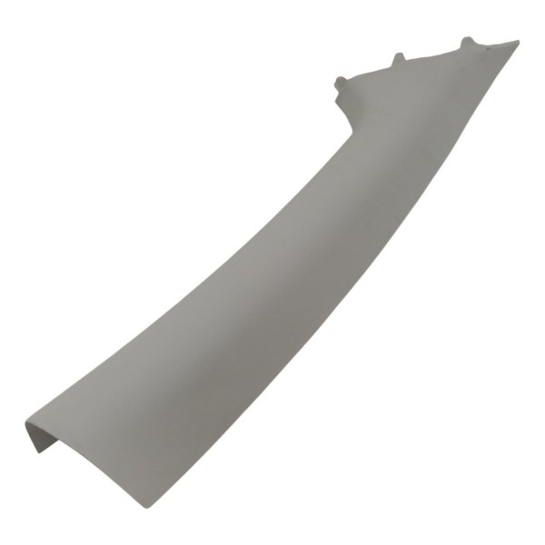 Moldura Coluna Direita Parabrisa Nissan Versa 2017 2018 2019