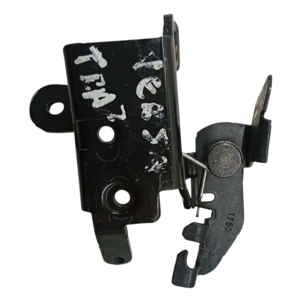 Trava Batente Fechadura Porta Malas Nissan Versa 1.6 2019