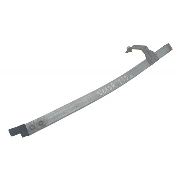 Guia Canaleta Vidro Porta Traseiro Direito Nissan Versa 2019