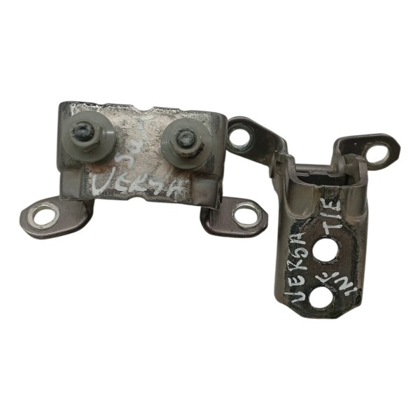 Dobradiça Porta Traseira Esquerda Nissan Versa 1.6 2018 2019