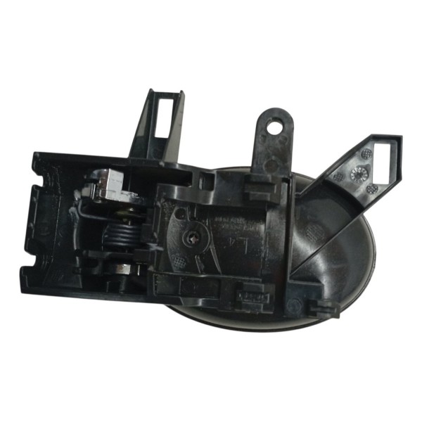 Maçaneta Interna Dianteira Esquerda Nissan Versa 1.6 2019 Dianteira