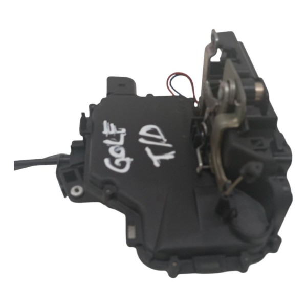 Fechadura Traseira Direita Volkswagen Golf 2.0 2001 2002