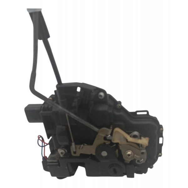 Fechadura Traseira Direita Volkswagen Golf 2.0 2001 2002