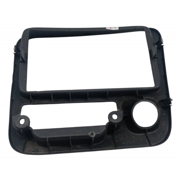 Moldura Console Central Som Chevrolet Tracker 2019