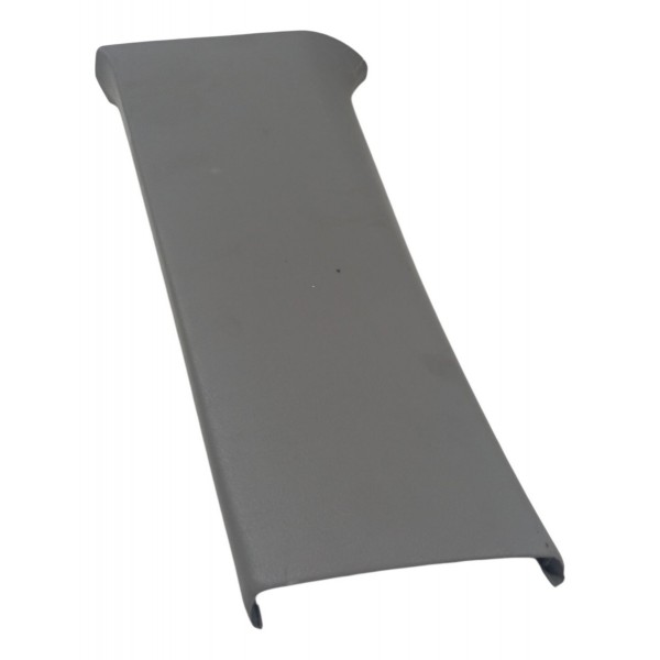 Moldura Coluna Esquerda Volkswagen Golf 2001 Detalhe