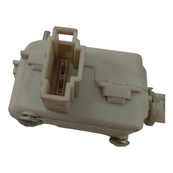 Trava Porta Malas Volkswagen Golf 2.0 2001 2002 2003 2004