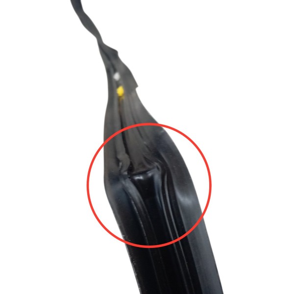 Borracha Friso Pingadeira Esquerda Fiat Siena 2009 Detalhe