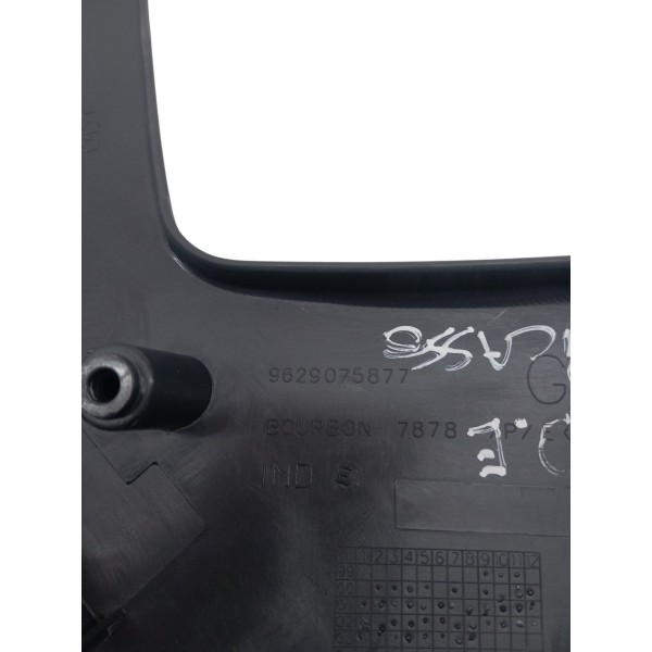 Acabamento Banco Dianteiro Esquerdo Citroen Picasso 2006