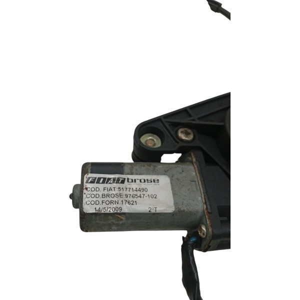 Maquina Vidro Dianteira Direita Fiat Siena 1.0  2009 2010