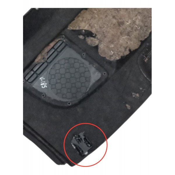 Tampão Bagagito Volkswagen Voyage 1.6 2015 Detalhe