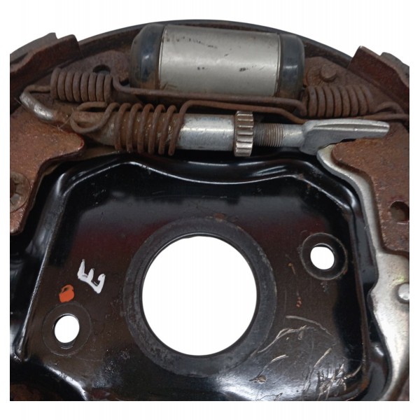 Sapata Espelho Freio Traseiro Esquerdo Fiat Siena 2008 2009