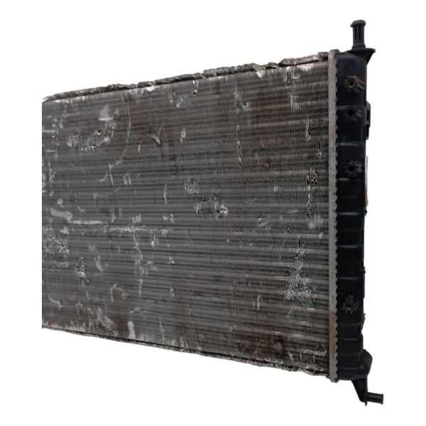 Radiador Água Motor Fiat Siena 1.0 2007 2008 2009 Detalhe