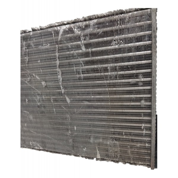 Radiador Água Motor Fiat Siena 1.0 2007 2008 2009 Detalhe