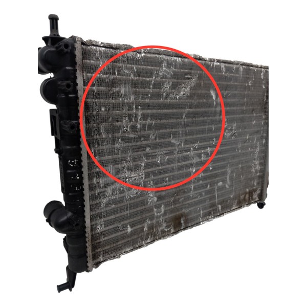 Radiador Água Motor Fiat Siena 1.0 2007 2008 2009 Detalhe