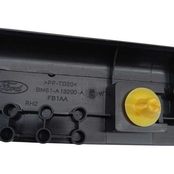 Soleira Porta Dianteira Direita Ford Focus 2014 2015 2016