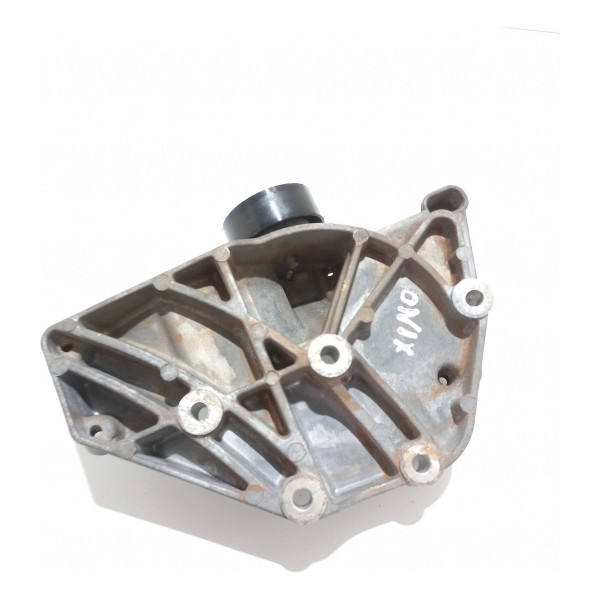 Suporte Compressor Ar Condicionado Chevrolet Onix 2019