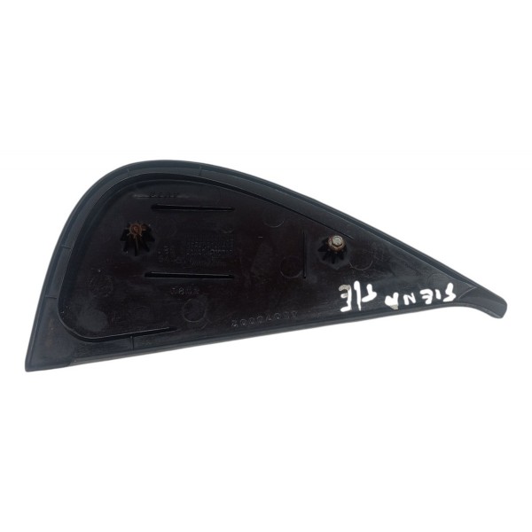 Moldura Externa Retrovisor Esquerdo Fiat Siena 2008 Detalhe