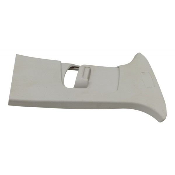 Moldura Direita Superior Coluna Central Ford Focus 2015