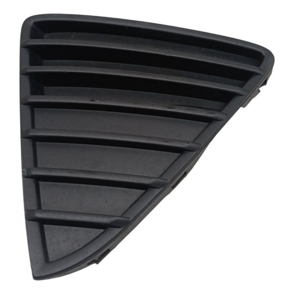 Grade Inferior Parachoque Direito Ford Focus 2015 Detalhe