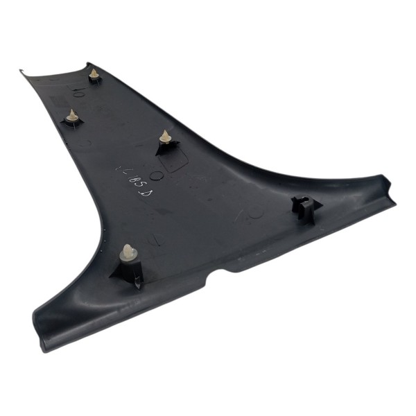 Moldura Inferior Coluna Direita Volkswagen Voyage 2015