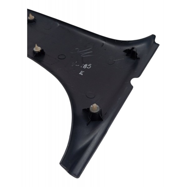 Moldura Inferior Coluna Esquerda Volkswagen Voyage 2015