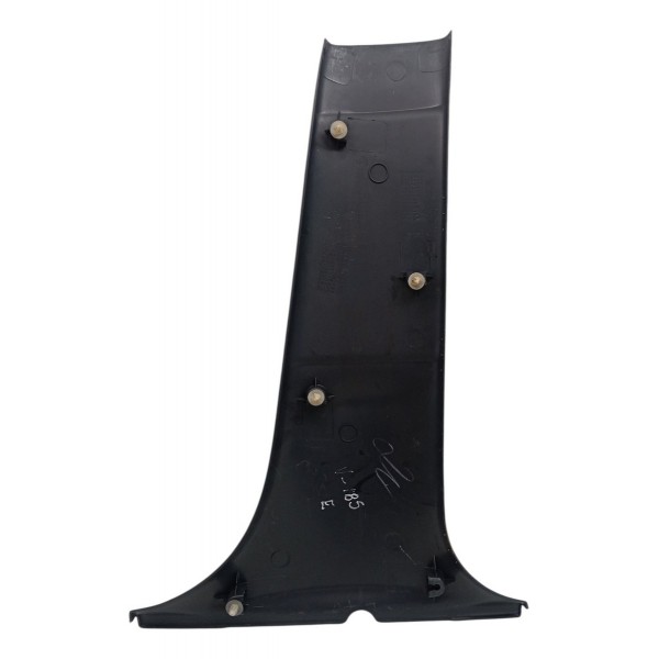 Moldura Inferior Coluna Esquerda Volkswagen Voyage 2015