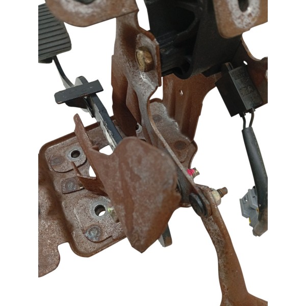 Pedaleira Pedal Freio Embreagem Citroen C4 Glx 2013 Detalhe