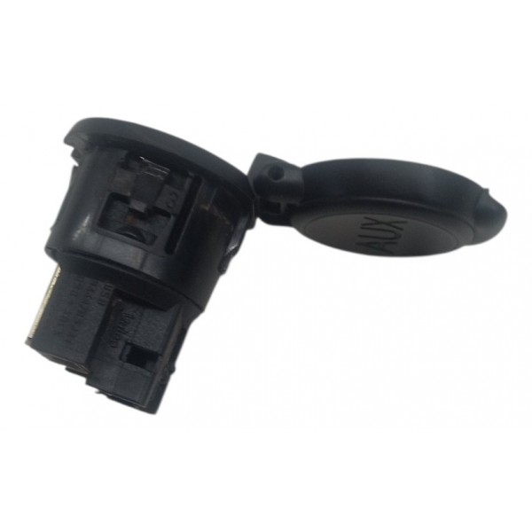 Entrada Usb Auxiliar Console Central Citroen C4 Hatch 2013