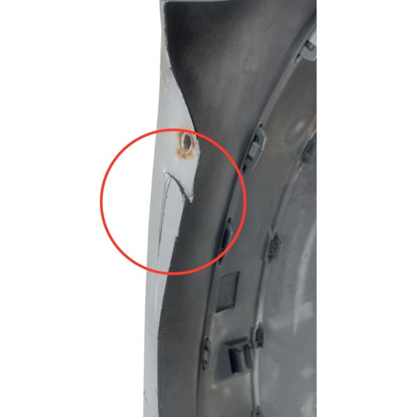 Parachoque Traseiro Peugeot 307 2.0 2005 2006 2007 Detalhe