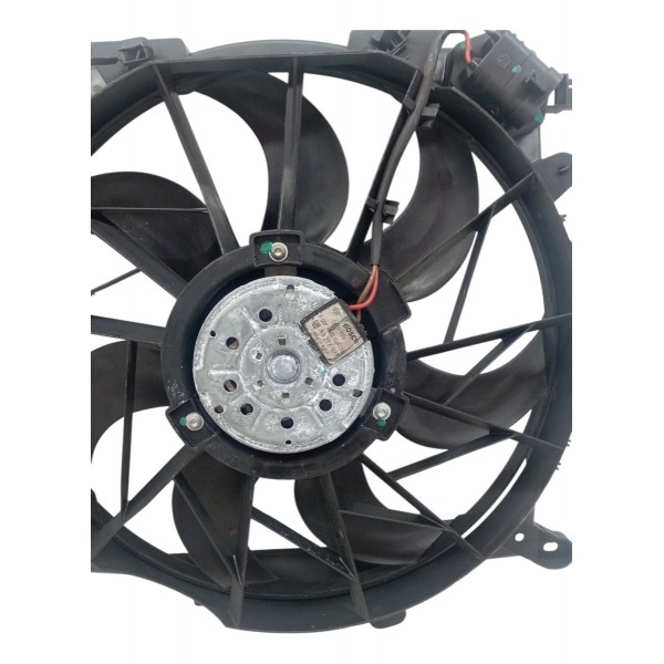 Ventoinha Eletroventilador Radiador Gm Astra 2009 Detalhe