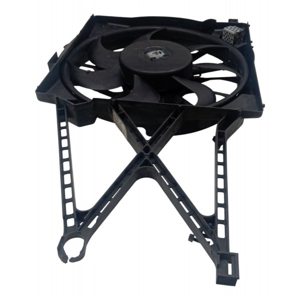 Ventoinha Eletroventilador Radiador Gm Astra 2009 Detalhe