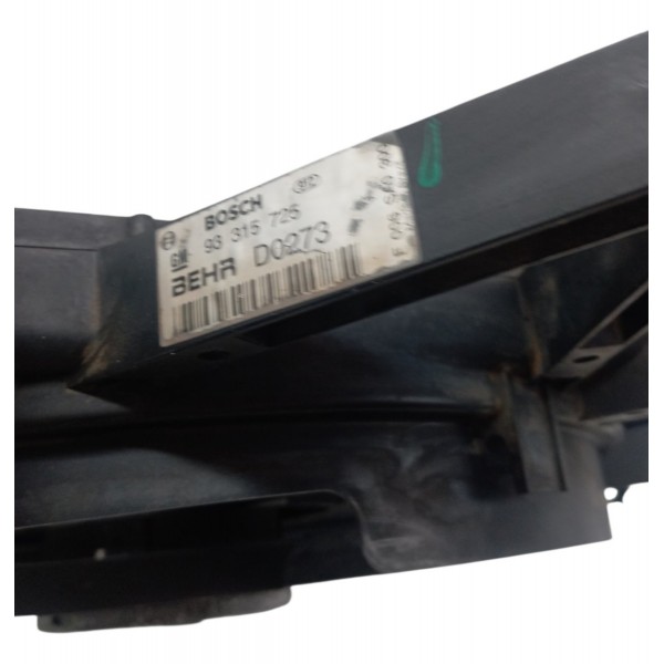 Ventoinha Eletroventilador Radiador Gm Astra 2009 Detalhe