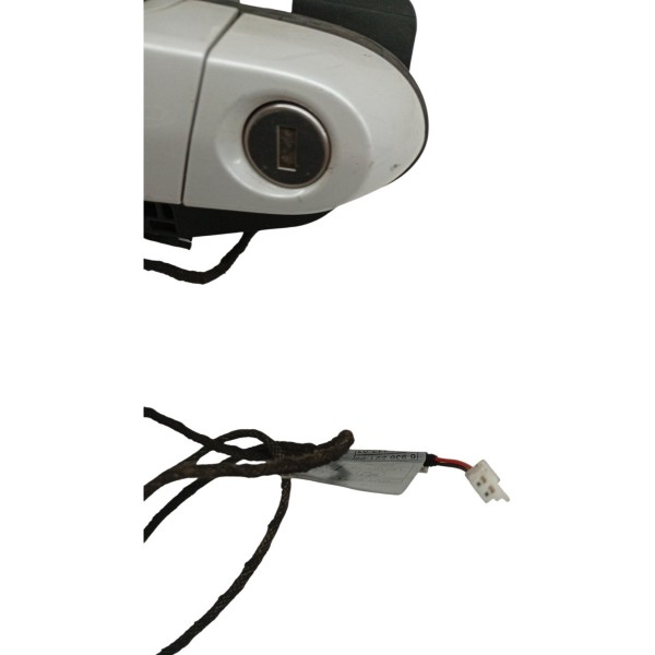 Maçaneta Externa Dianteira Esquerda Bmw X1 S Drive 2.0 2015 Dianteira